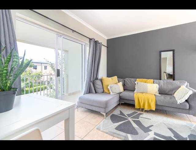 2 BEDROOM APARTMENT FOR SALE IN BURGUNDY ESTATE